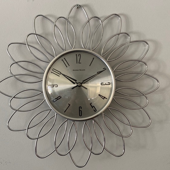 George Nelson Sunburst MCM style Stainless Stainless with Glass Case Wall Clock - Picture 1 of 5